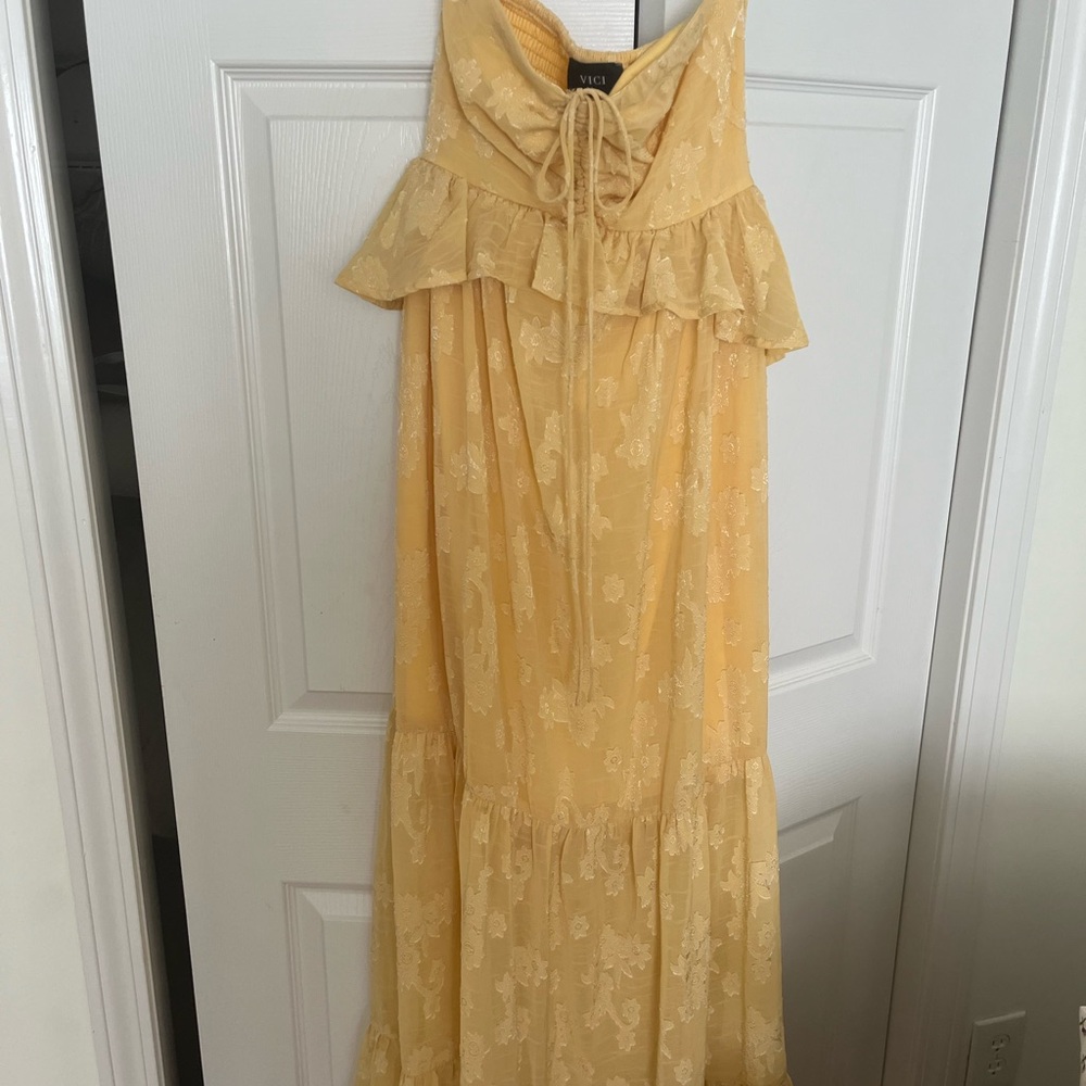 VICI  Yellow Maxi Strapless Dress
